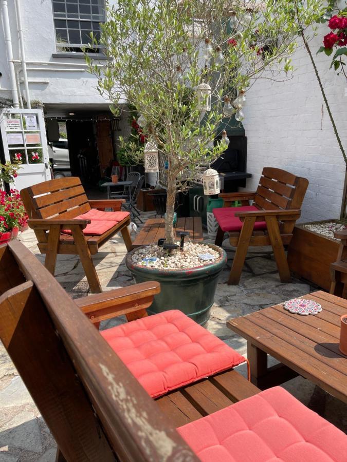 Red Lion Inn Sidbury Exteriér fotografie