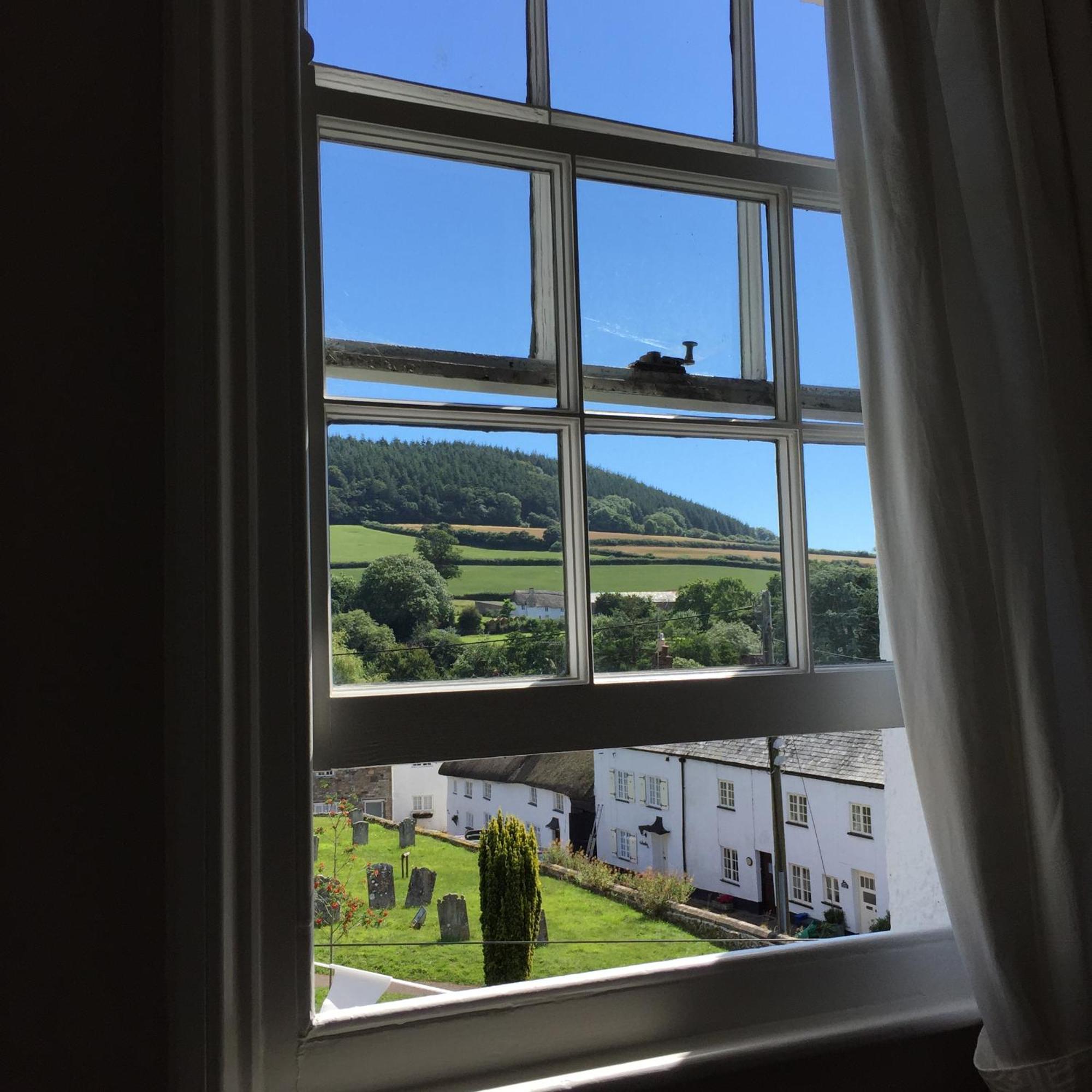 Red Lion Inn Sidbury Pokoj fotografie